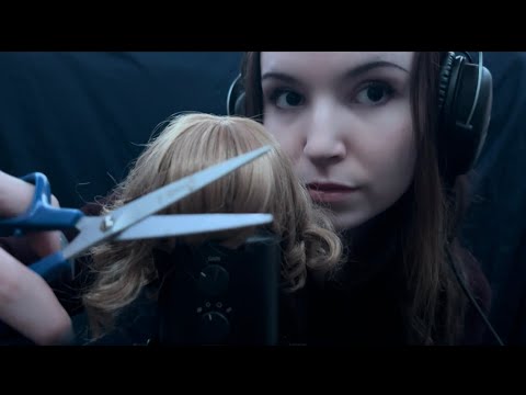 ASMR | Giving your microphone a haircut (roleplay, scissors, brushing, tweezers)