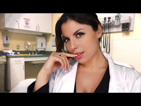 Sarah Asmr Your Doctor Flirts With You | Deutsch