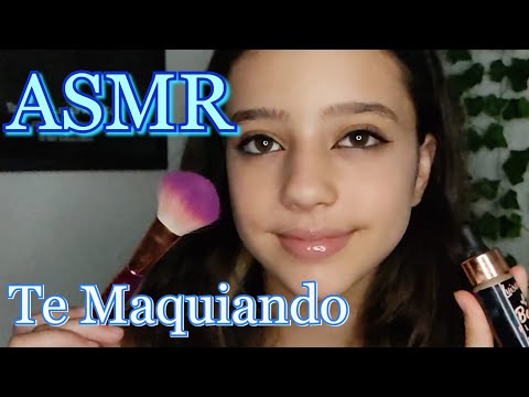 ASMR TE MAQUIANDO - Binaural - CÂMERA TOUCHING - Português