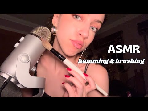 ASMR Humming You to Sleep + Mic Brushing | Comforting