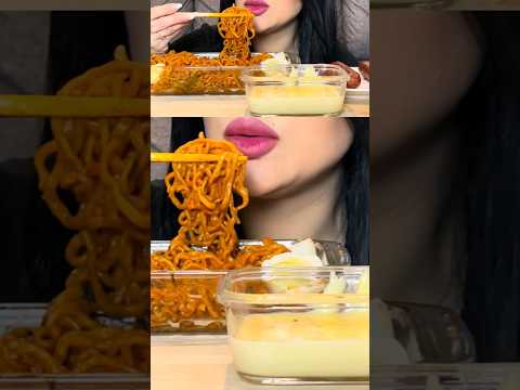 MUKBANG BULDAK SPICY RAMEN NOODLES ASMR #mukbang #food #youtubeshorts
