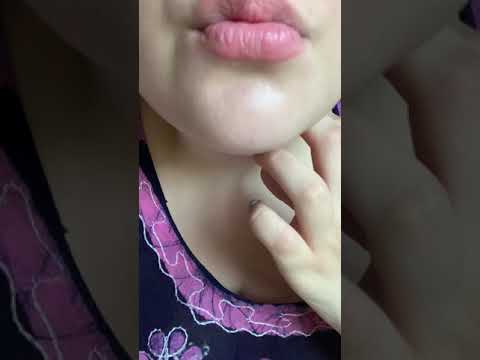 ASMR Satisfying lip sounds!