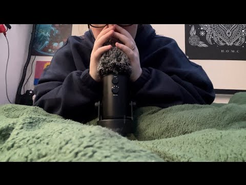 ASMR | Fast Mouth Sounds & Fluffy Mic Brushing