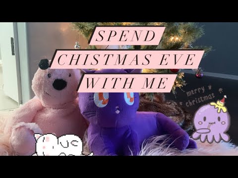 ASMR| Spending Christmas Eve With Me, Reading,Tapping,whispering🎀🤗