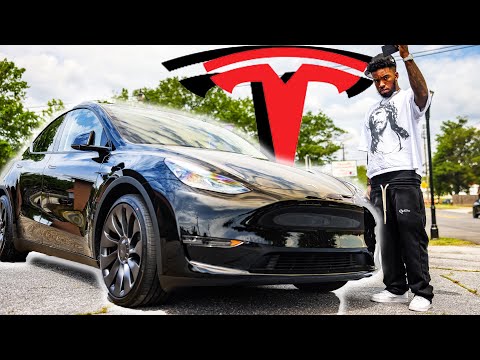 BUYING MY DREAM CAR AT 23!! BRAND NEW $50,000 TESLA MODLE Y PERFORMANCE!!