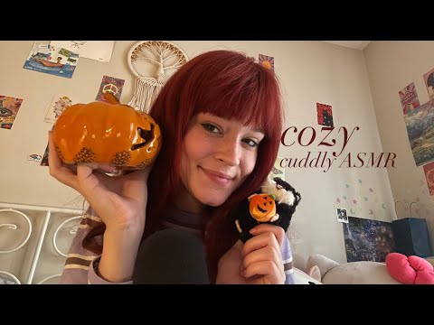 ASMR FALL🍁 THEMED ITEMS AND TRIGGER WORDS (EXTREME FALL TINGLES!)