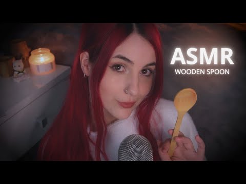 ASMR Eating Your Face with a Wooden Spoon (Mouth Sounds, nomnom, tuc tuc)