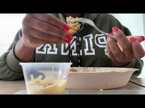 ASMR | Eating Chipotleeeee
