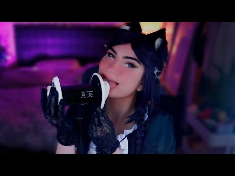 ASMR - Intense, Slow Earlicks & Kisses at the Tingle Cafe w/ Scratchy Glove Sounds (DARK LIGHTING)