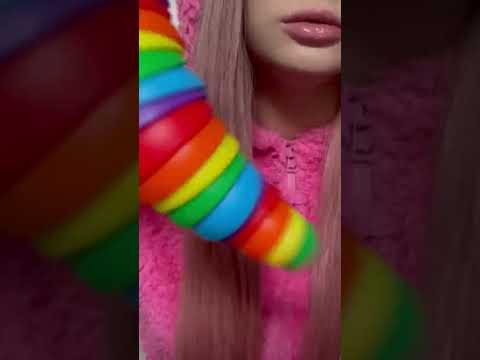 HOW SATISFYING IS THIS FIDGET TOY??? 🌈🌈 #asmr