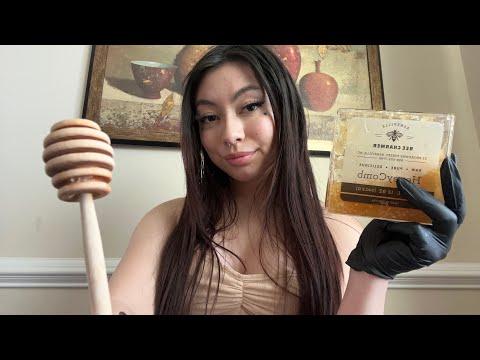 ASMR Trying Honeycomb for the First Time🍯🐝