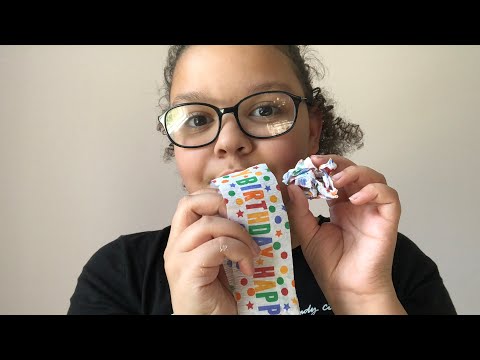 ASMR- 5 minutes of tingles | paper streamers 💗
