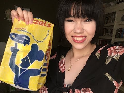 ASMR Wetzel’s Pretzels Mukbang