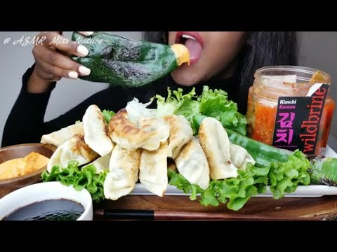 ASMR DUMPLINGS FEAST with Grilled HOT Peppers / No Talking