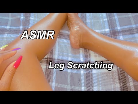 ASMR | Fast & Aggressive Leg Scratching ￼