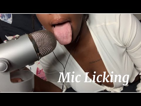 ASMR | Mic Licking and Mouth Sounds