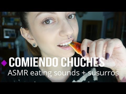 Comiendo chucherías + susurros [ASMR en español]