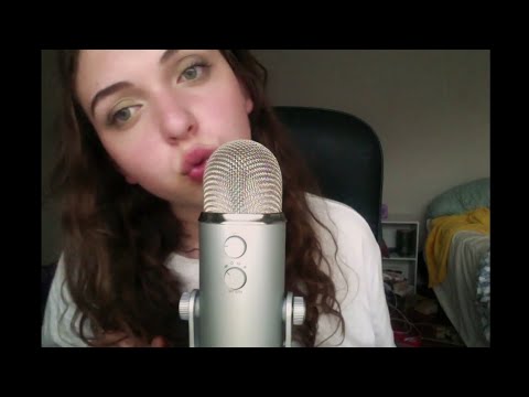 ASMR|| whisper ramble and a lil bit of mouth sounds ;)