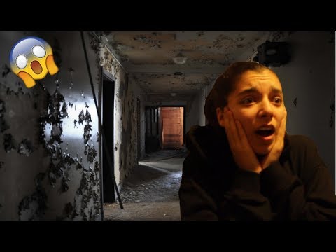 Exploring A Haunted Abandoned House! *SCARY*