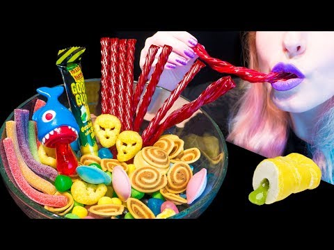ASMR: Huge Halloween Candy Bowl | Twizzlers Flying Saucers Dragibus ~ Relaxing Eating[No Talking|V]😻