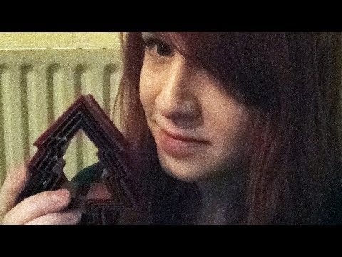 ASMR Triggers - Tapping and Crinkling