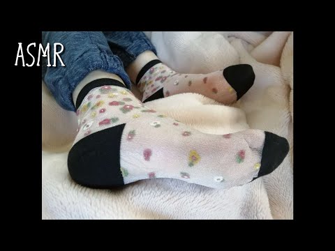 ASMR Feet / Socks Scratching