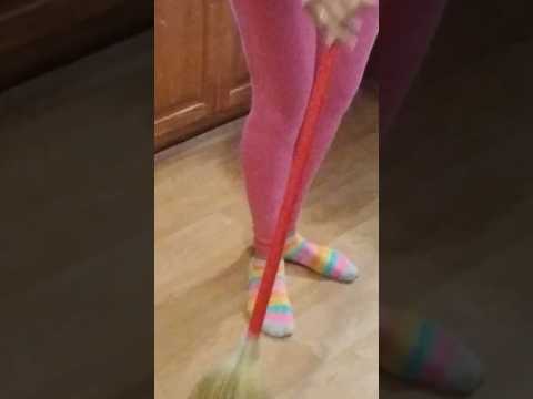 ASMR LET ME DO THE SWEEPING 🧹#asmr #cleaning #relaxing #subscribe ❤