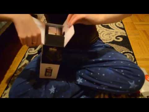 ASMR - Unboxing the Zoom H4N (worst unboxing ever) ♡ Whispering, Crinkling & Tapping