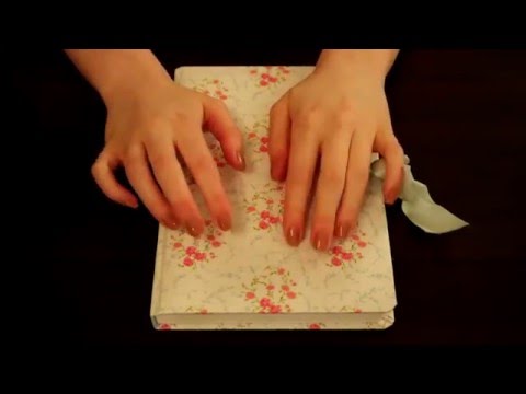 [ASMR] Notebooks Show-and-tell Whisper (tapping,scratching)