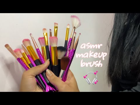 ASMR Brushing Microphone with different Brushes 🎧| No Talking