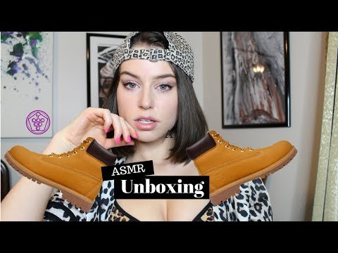 ASMR Unboxing my new shoes, tapping and crinkle sounds - Grapes Leaf