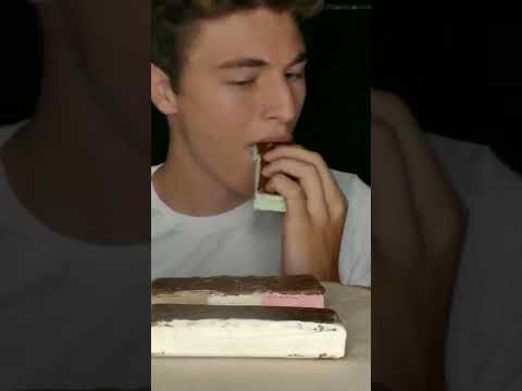 This icecream sandwich sat out for too long #shorts #asmr #food
