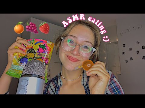 ASMR eating jelly fruit!🍓(and sour patch kids+mochi)