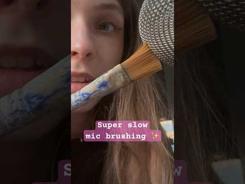 Satisfying mic brushing ✨ • ASMR •