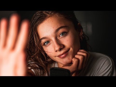 ASMR Face touching and story telling! (Dutch)
