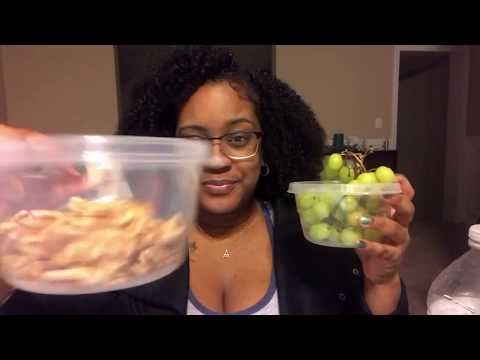 *ASMR* Eating Sounds | Eating Walnuts and Grapes 🍇🥜