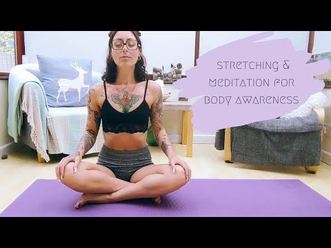 Easy moving meditation for body positivity | Beginner body awareness | Breath and easy stretches 🧘