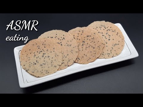 ASMR - Eating, Tapping Crispy Golden Sheet (THAI SNACK) - Eating Sound (NO TALKING Videos) EP24