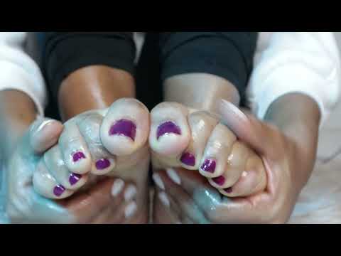 Feet ASMR massage with oil and cream