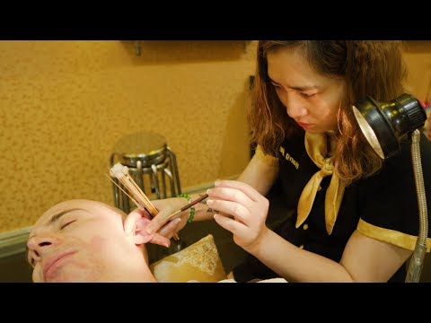 👂 Ear Cleaning in Ho Chi Minh City - ASMR Video