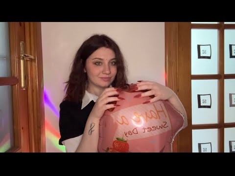 Long Nails Tapping ASMR on Foil Balloons| Relaxing Sounds and Triggers ❤️