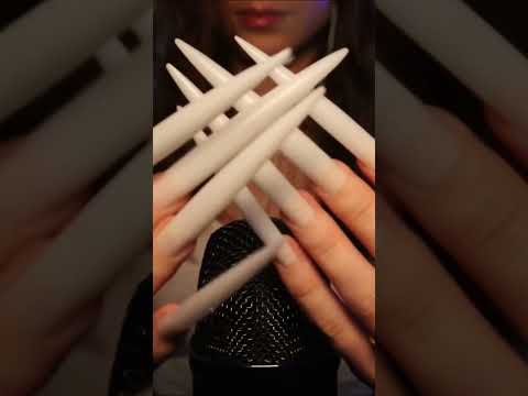 ASMR | 20 Triggers in 20 Seconds with XXL Nails #asmr #asmrshorts