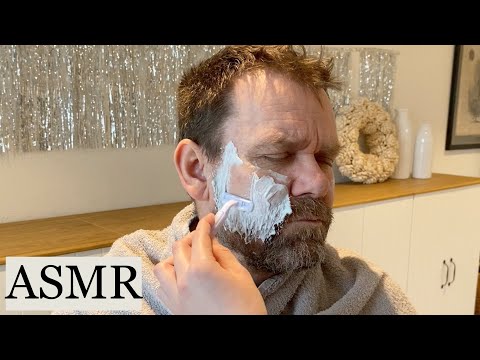 ASMR | Shaving my dad's beard 👨🏻 Manual & electric razor 🪒 Relaxing Danish whispering/talking 💤