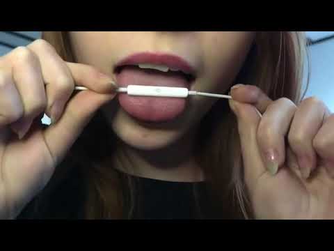 [ASMR] REUPLOAD INTENSE TINGLY mouth sounds, mic licking and nibbling ♥