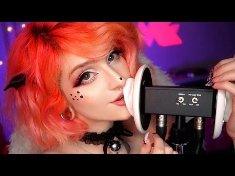 (ASMR) EAR LICKING + KISSES ♡ Wet Tingly Mouth Sounds ♡