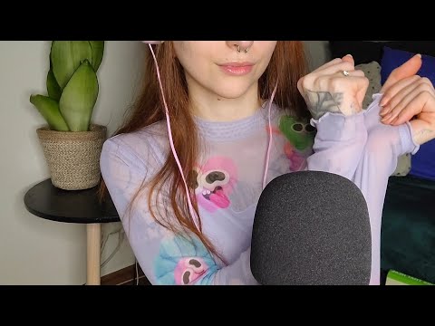 asmr on myself - fabric scratching, collarbone tapping and more 🎀