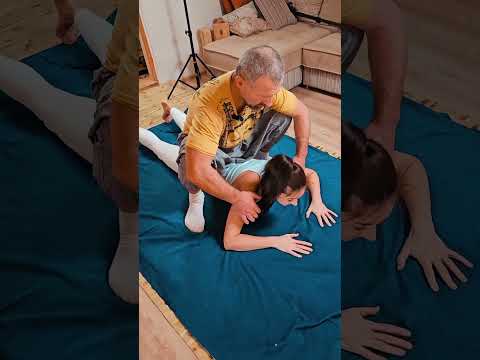Diagnosis of the girl's body - back stretching and points affecting the human body