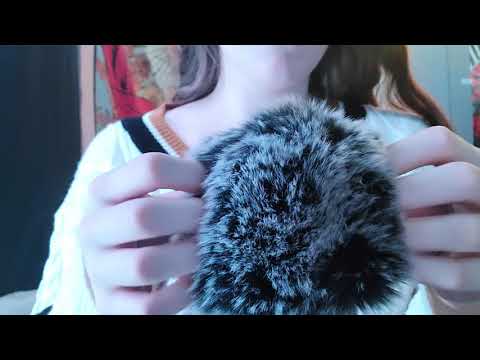 ASMR ONE MINUTE FLUFFY MIC SCRATCHING 🥰