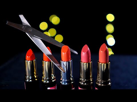 ASMR Lipstick - fighting the urge
