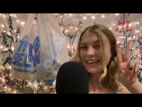 ASMR│hangout and try snacks with me! eating, crunching, and rambling 🍟🍬